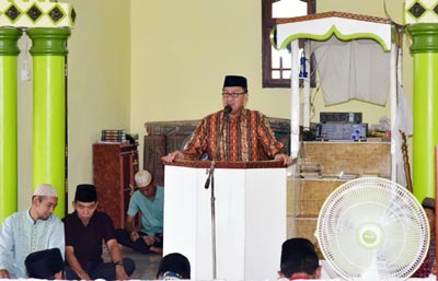 Wabup Inhil Hadiri Maulid Nabi di Masjid Baiturrahman Dusun Teluk Dalam